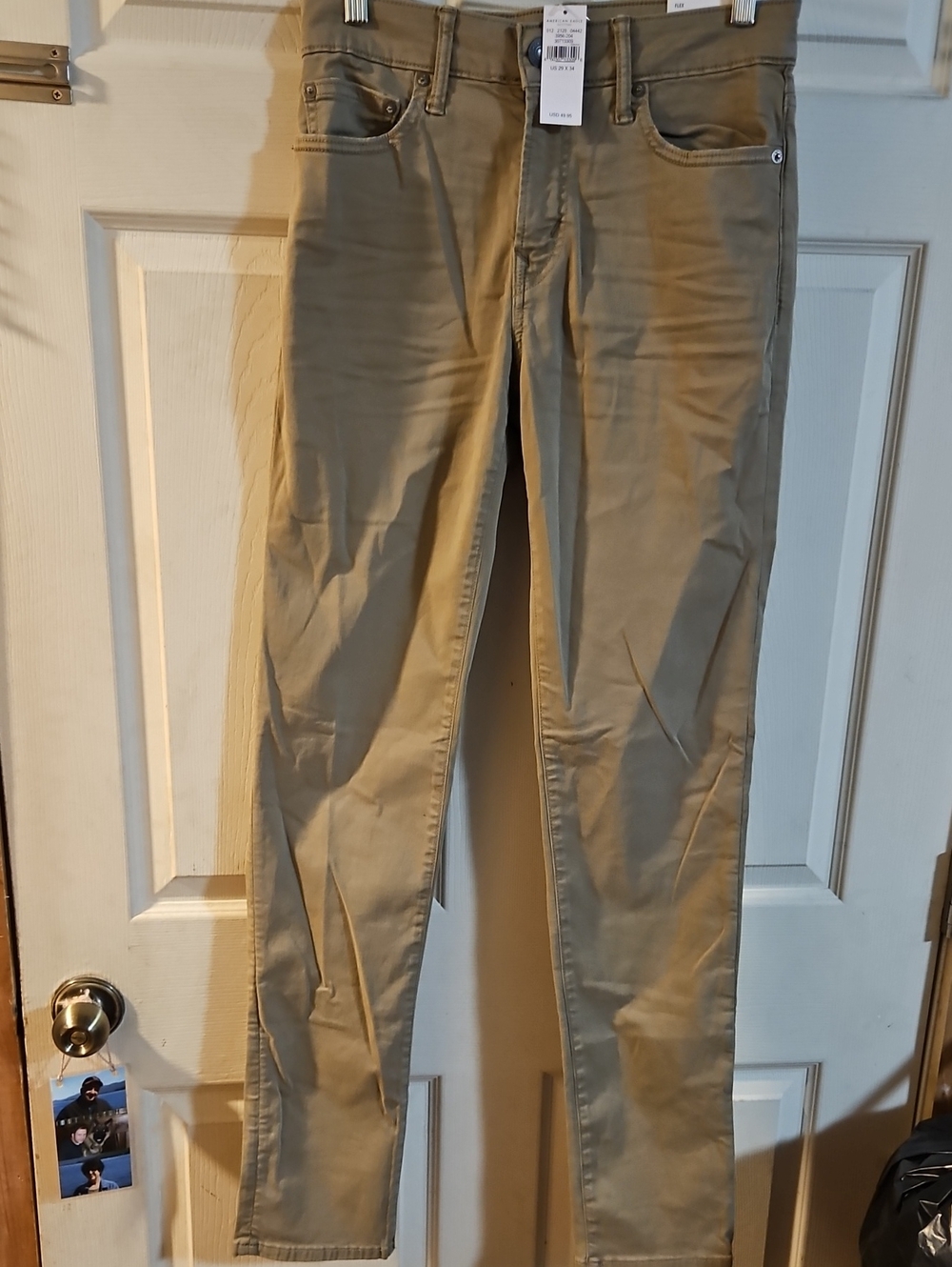 AMEICAN EAGLE MENS SLIM STRAIGHT PANTS: NEW WITH TAGS: SIZE 29X34
